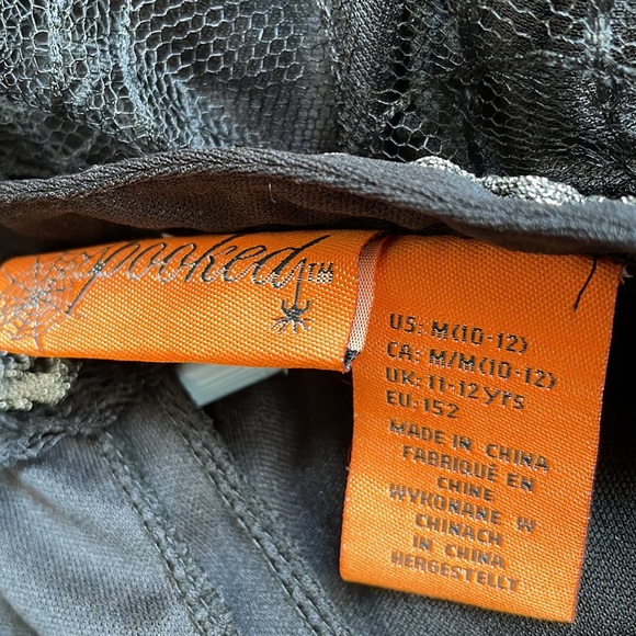 Gothic witch costume with hat size 10-12 - Picture 10 of 13